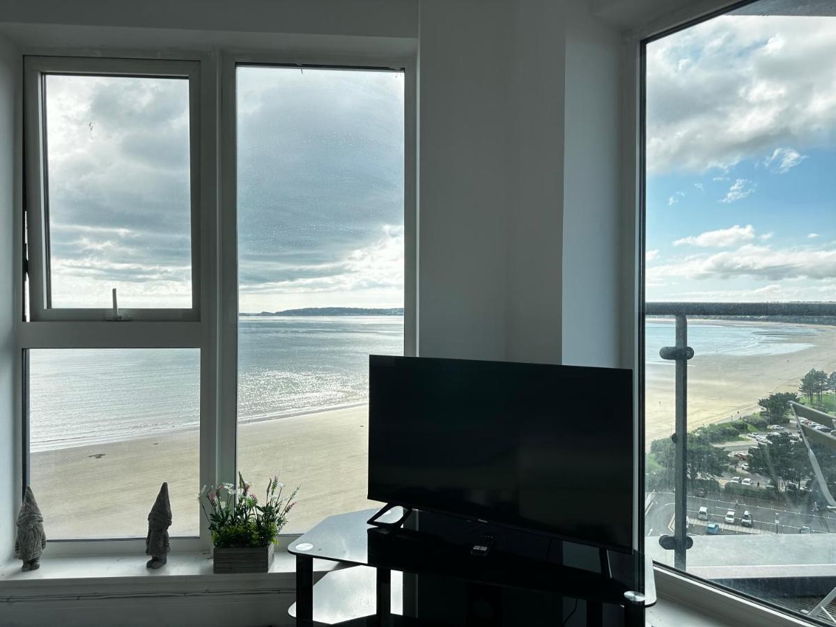 Stunning Ocean & City View Apt Σουόνσι Εξωτερικό φωτογραφία