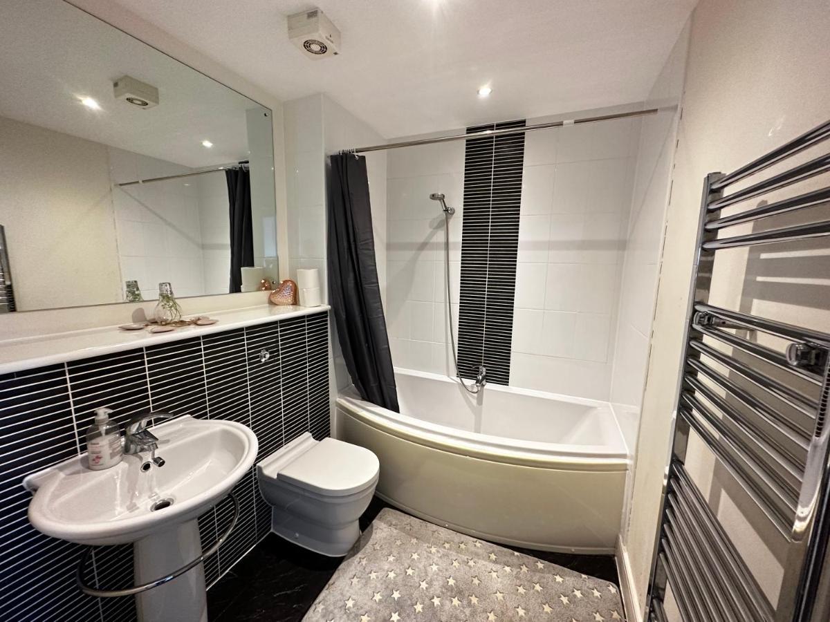 Stunning Ocean & City View Apt Σουόνσι Εξωτερικό φωτογραφία